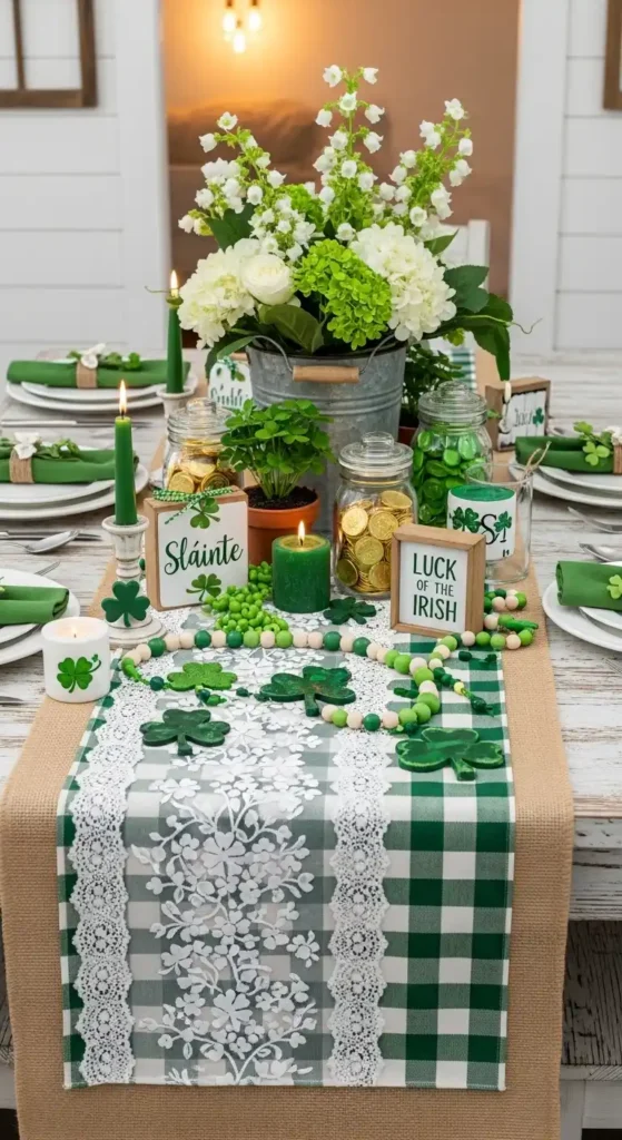 layered-table-runner